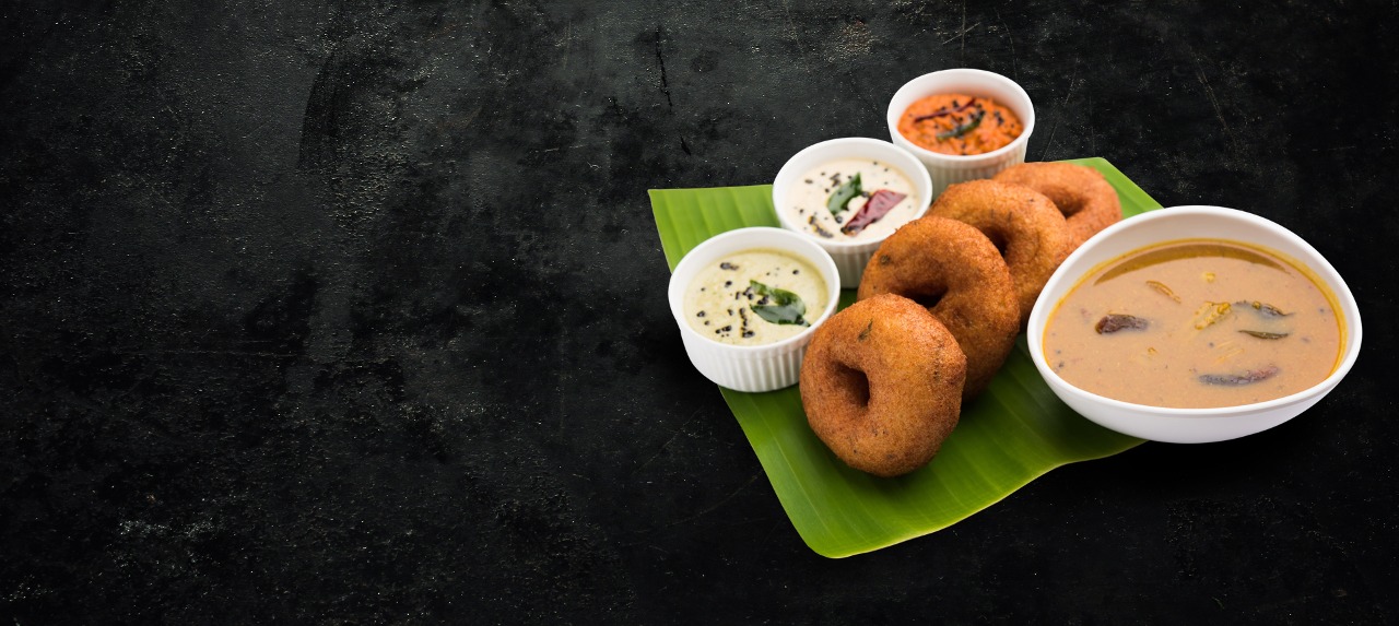 Now we serve lunch buffet  <br>11 AM to 3 PM (7 days a week)